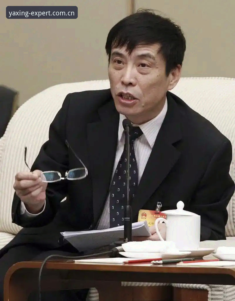 意足协换届深层脉络解读：马拉戈当选背后的意甲权力复位指南